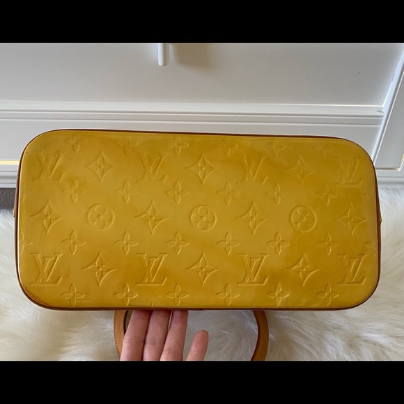 SOLD‼️ 💛 Louis Vuitton Houston Bag - Picture 4 of 16